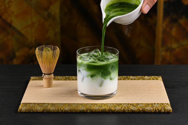 抹茶ティーラテとは?カフェの味・甘さ・おうちで整える選び方